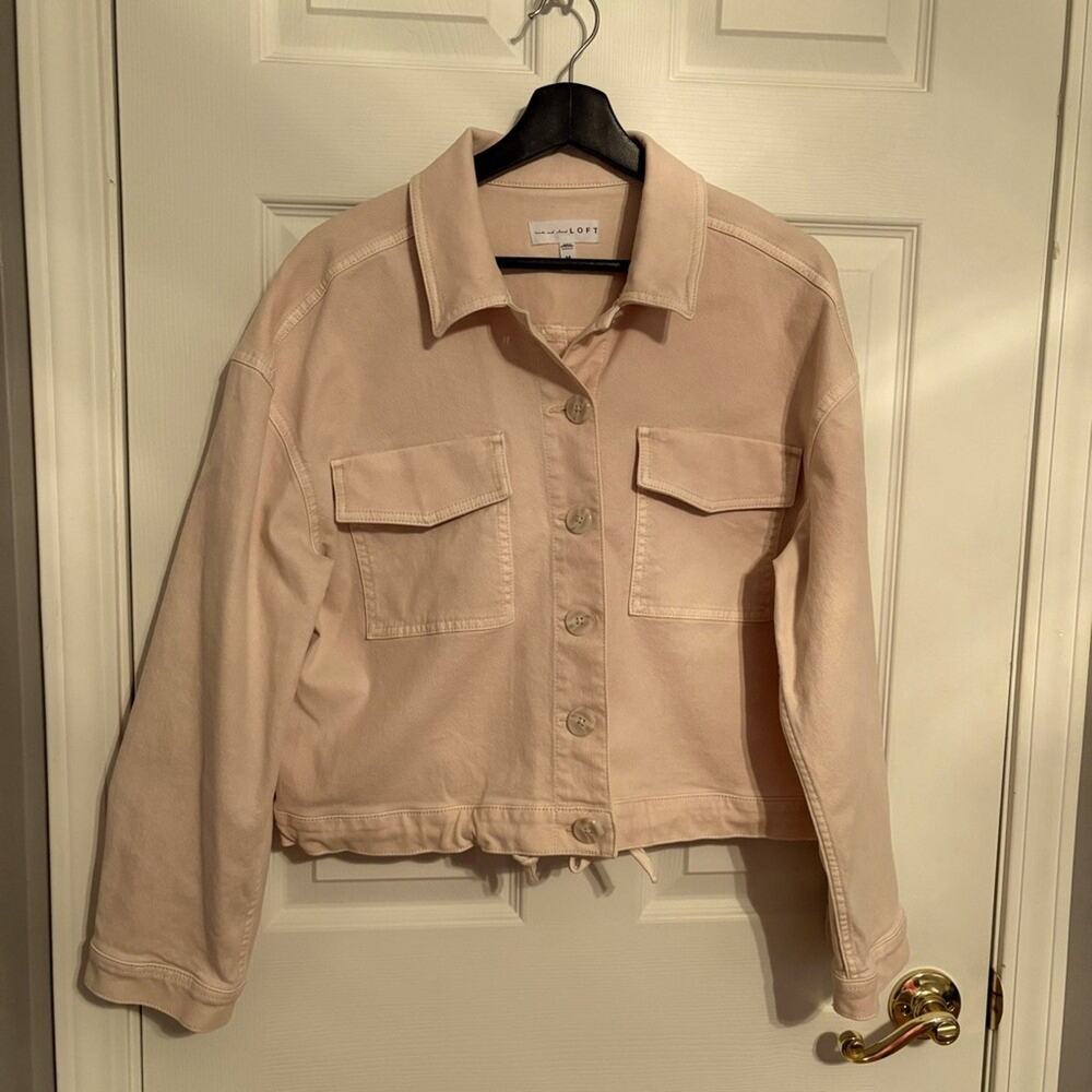 LOFT Cream Jacket Womens Medium  staple piece